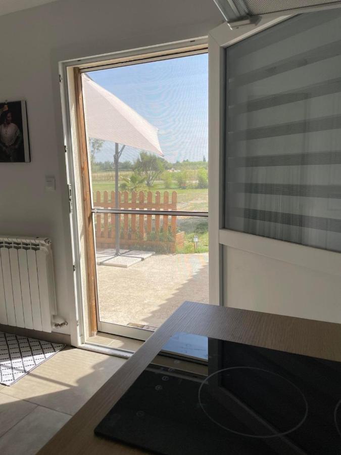 « La Parenthese » Gite En Camargue Arles Exterior foto